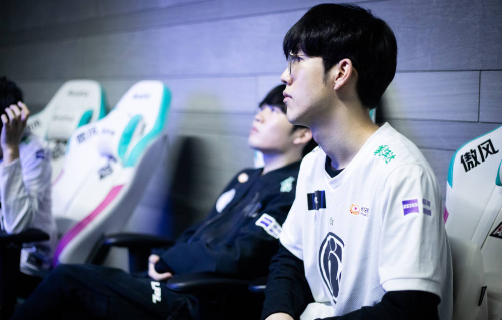 及强大压迫 及强大压迫