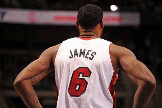 因而把微小 因而把微小